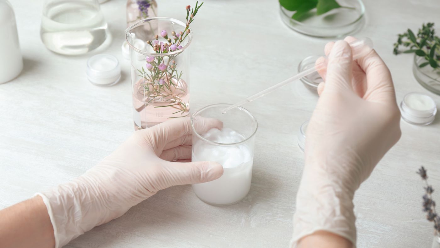 Vegan Skincare: gli ingredienti animali da evitare nei cosmetici! Vegan Skincare: gli ingredienti animali da evitare nei cosmetici!